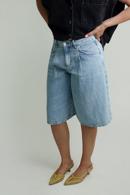 THE GENT S LIGHT BLUE