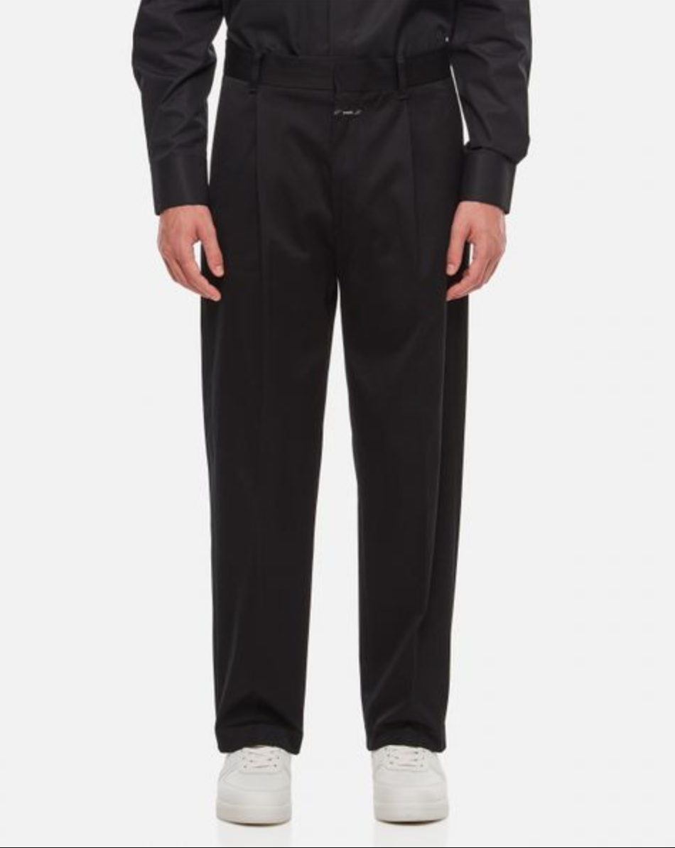BLOMBERG WIDE BLACK