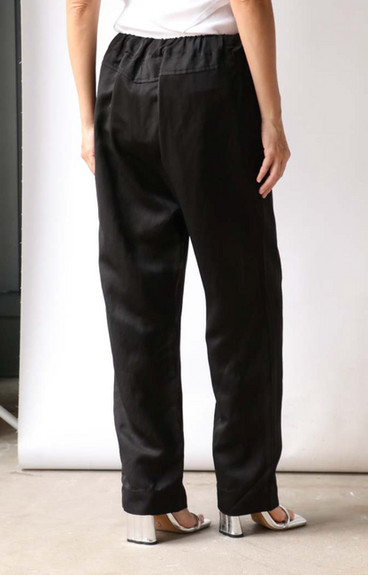 PAHUR PANTS BLACK