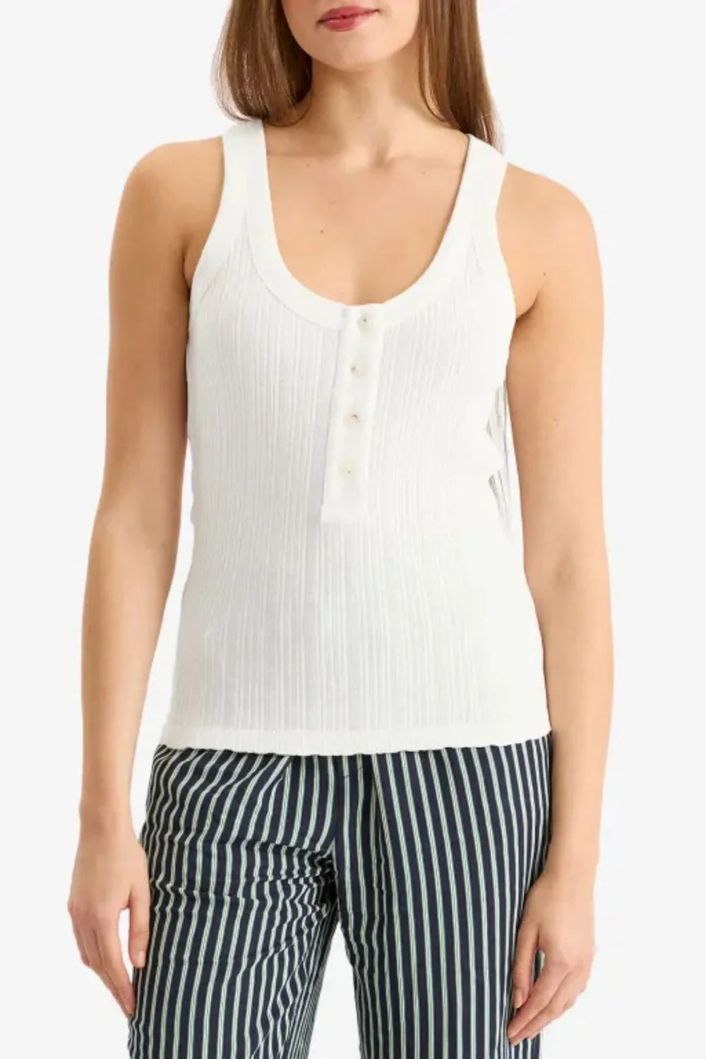HALF PLACKET TANK TOP IVORY