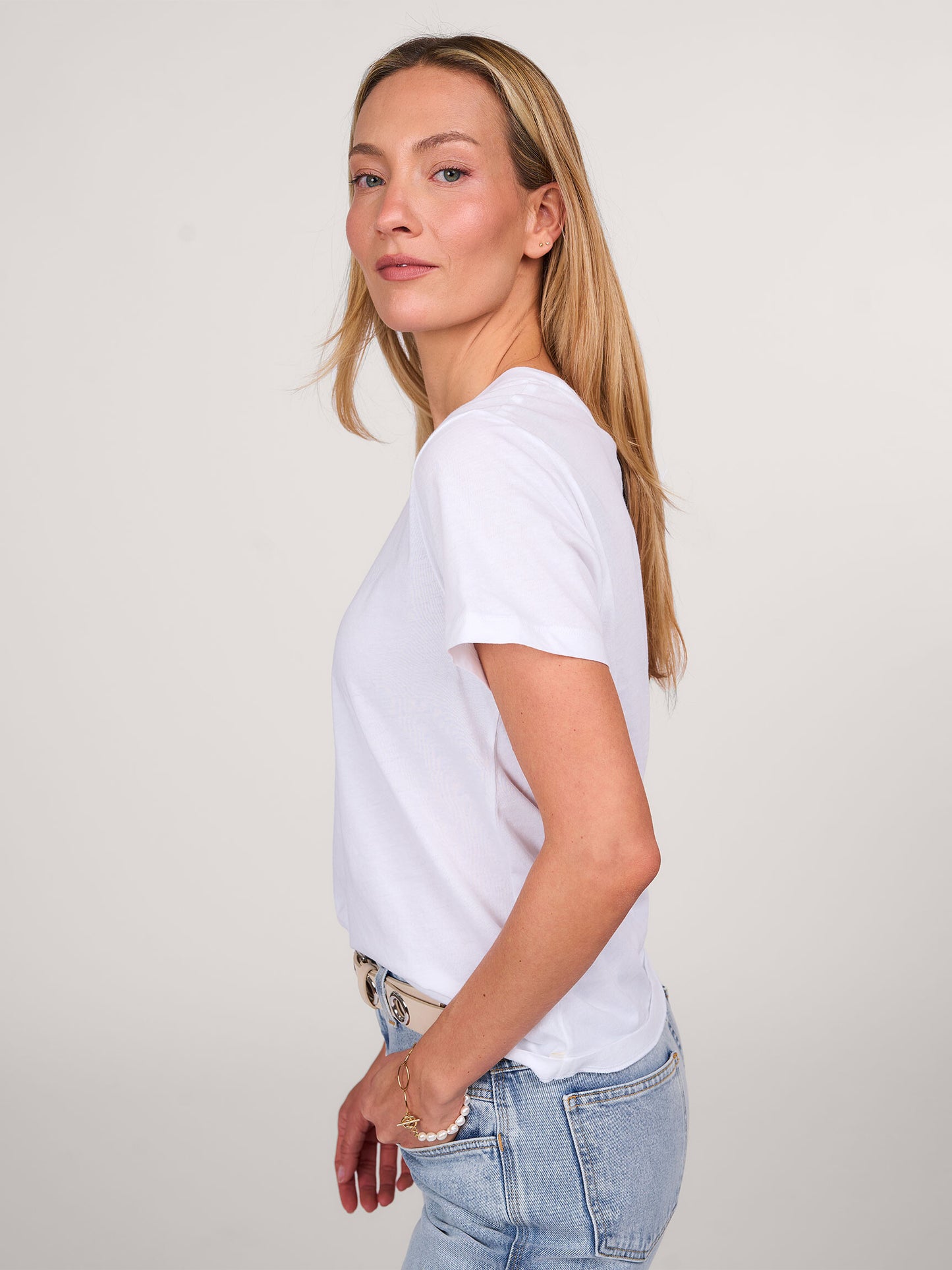 BASIC T-SHIRT WHITE