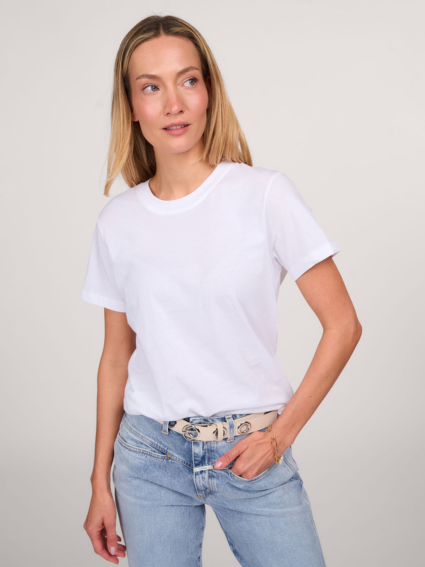 BASIC T-SHIRT WHITE