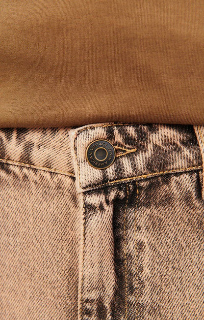 BLINEWOOD SURTEINT NUDE