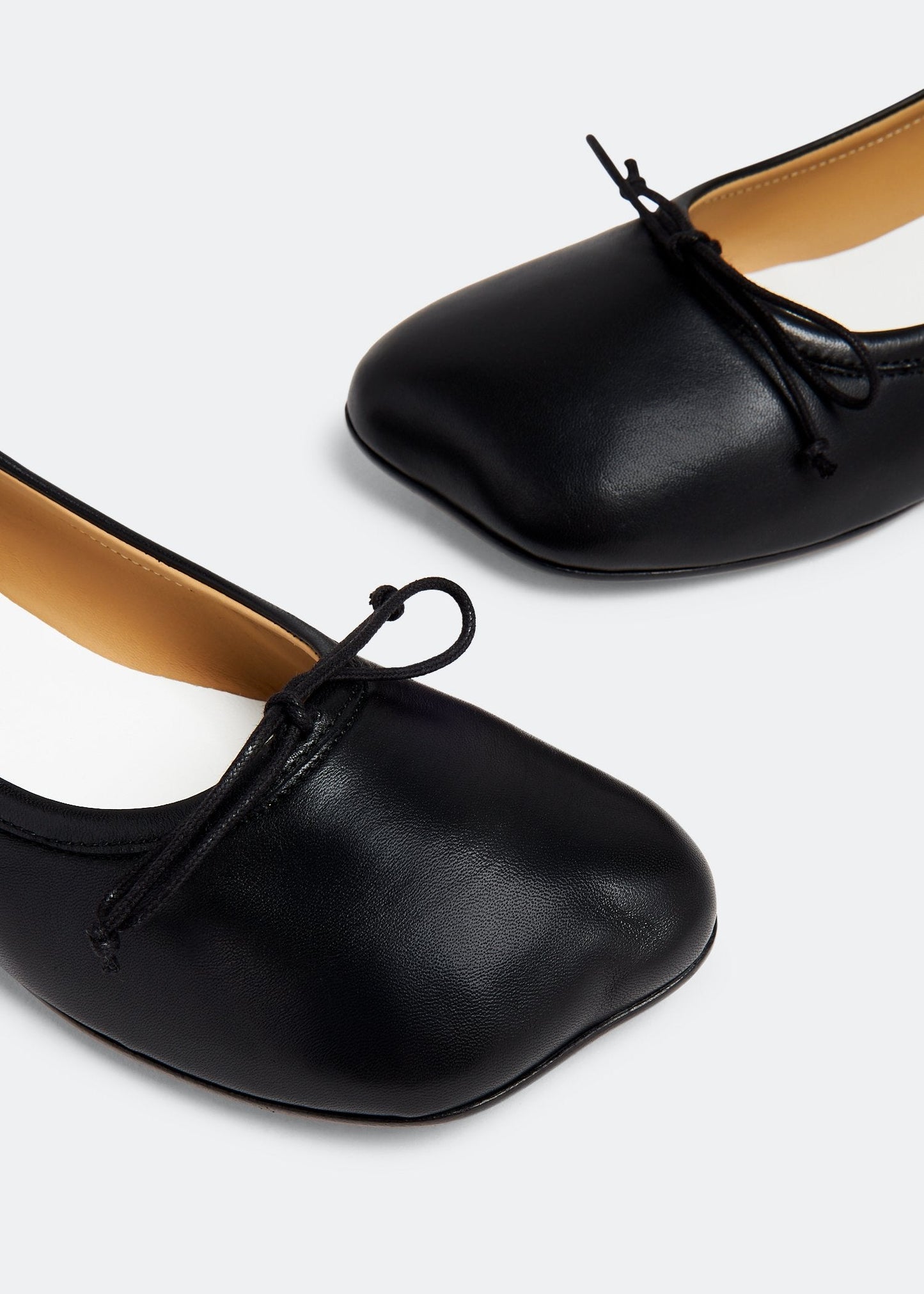 BALLET SHOE BLACK