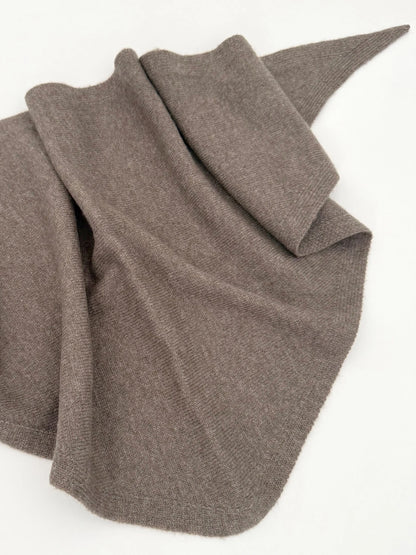 C.O.S.Y by SjaalMania Sjaal Cosy Triangle Dark Brown