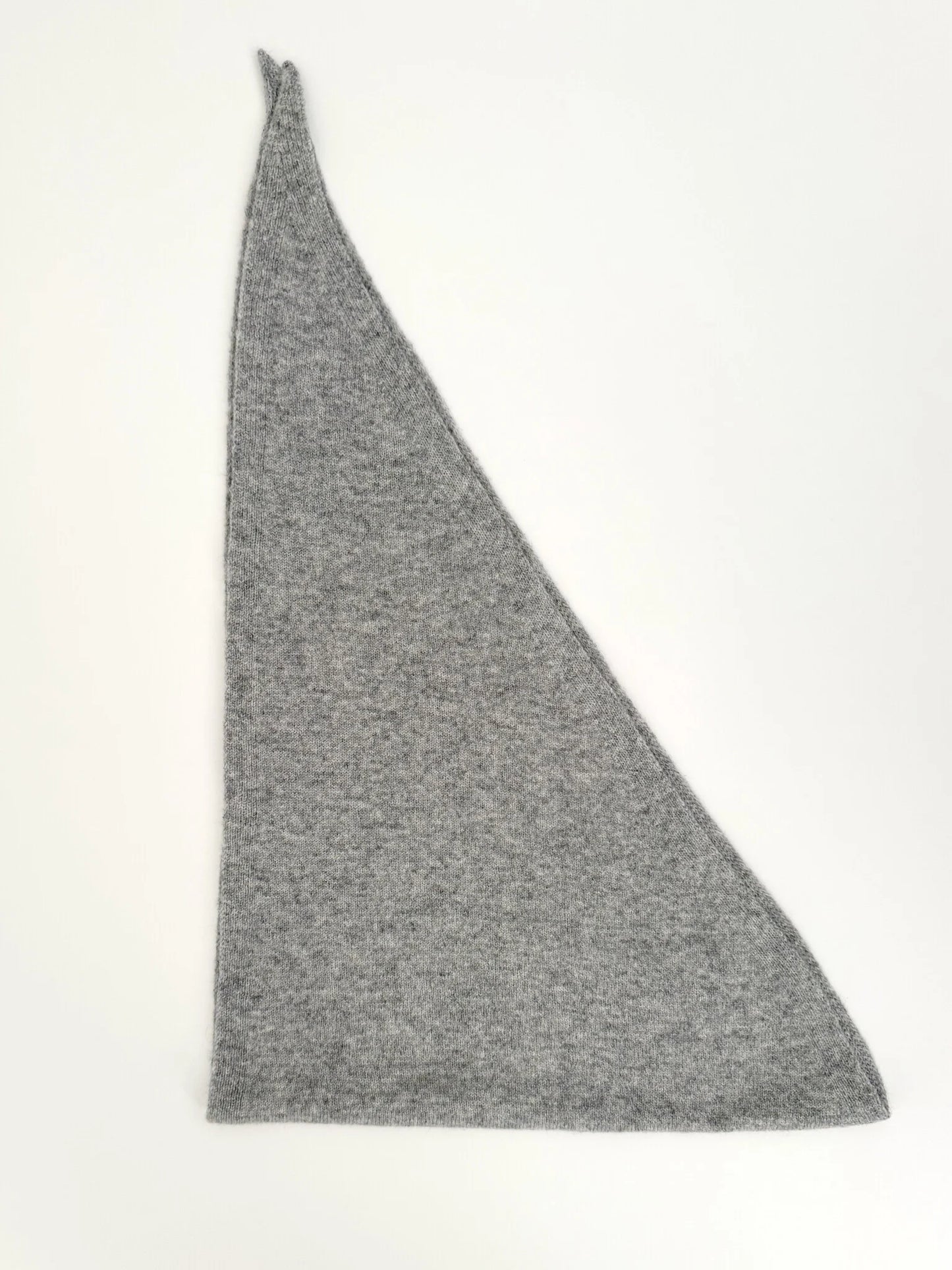 C.O.S.Y by SjaalMania Sjaal Cosy Triangle Medium Grey